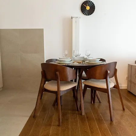 Apartment Planet Gemini &