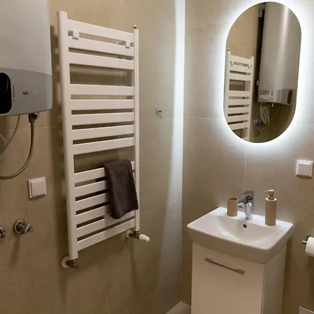 Planet Gemini & Apartment